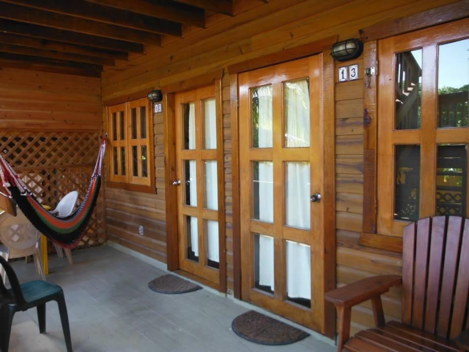 Sea Breeze Inn Вест-Энд Экстерьер фото